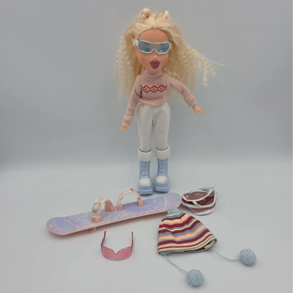 Bratz Wintertime Wonderland Cloe Doll Rare Hard to Find Vintage 2001